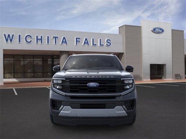 New 2025 Ford Expedition Platinum w/ Driver's Package image 6