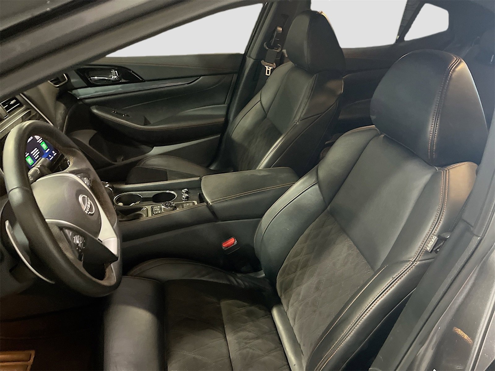 Used 2023 Nissan Maxima SR w/ Sport Mat Group image 22