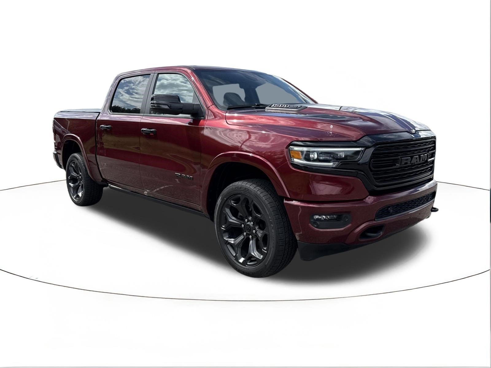 Used 2024 RAM 1500 Limited AWD/4WD image 1