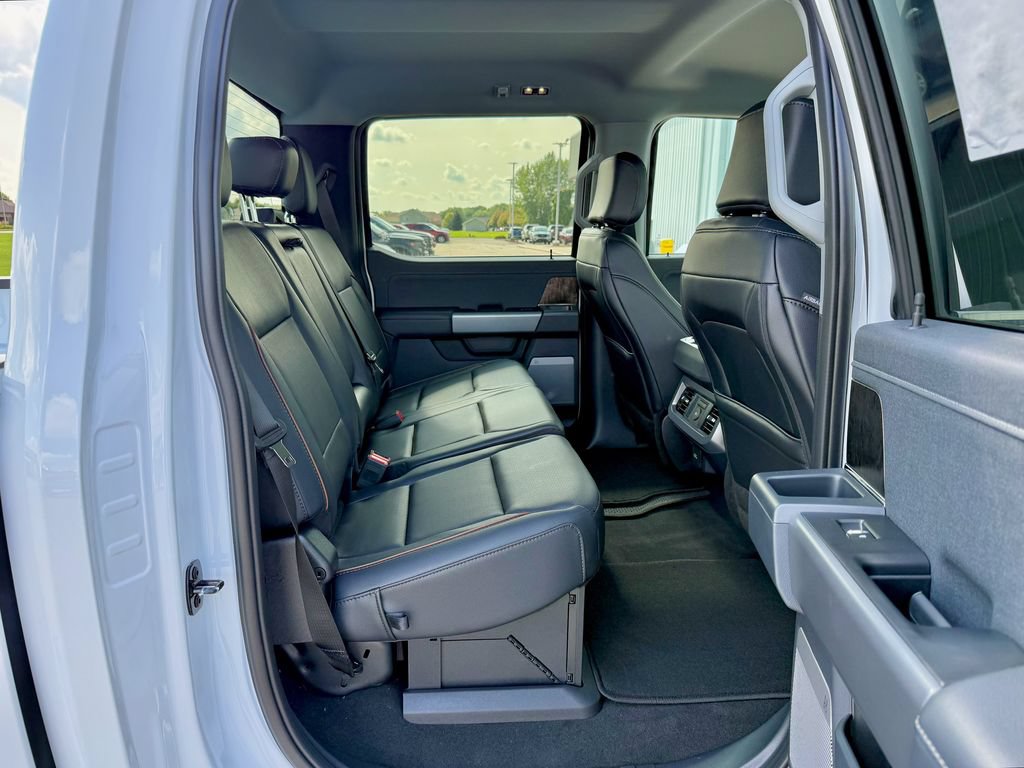 New 2026 Ford F250 Lariat w/ Chrome Package AWD/4WD image 17
