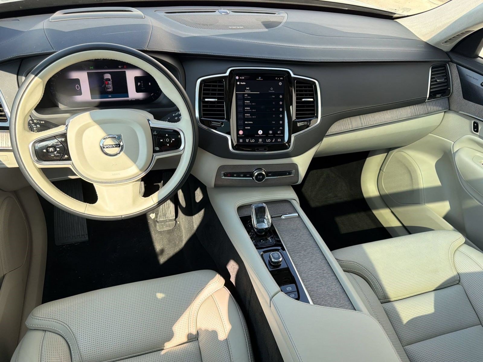 Certified 2024 Volvo XC90 B6 Ultimate AWD/4WD image 15