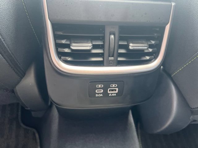 Used 2025 Subaru Outback Onyx Edition AWD/4WD image 19