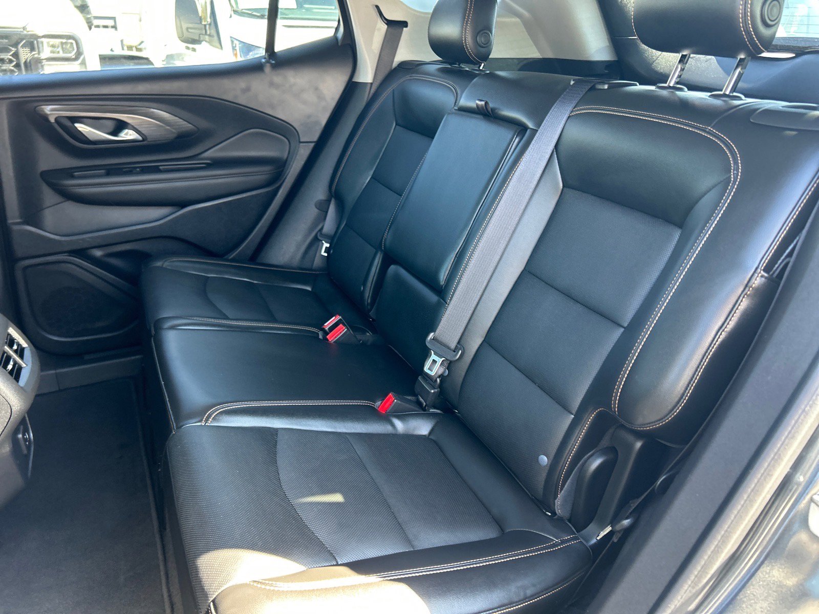 Used 2020 GMC Terrain SLT w/ Preferred Package image 11