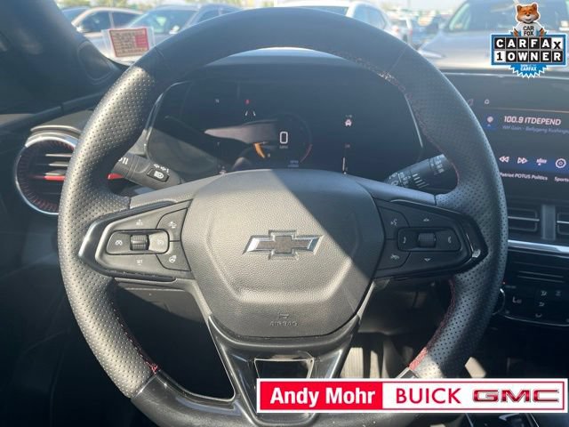 Used 2025 Chevrolet Trax RS w/ Driver Confidence Package FWD image 32
