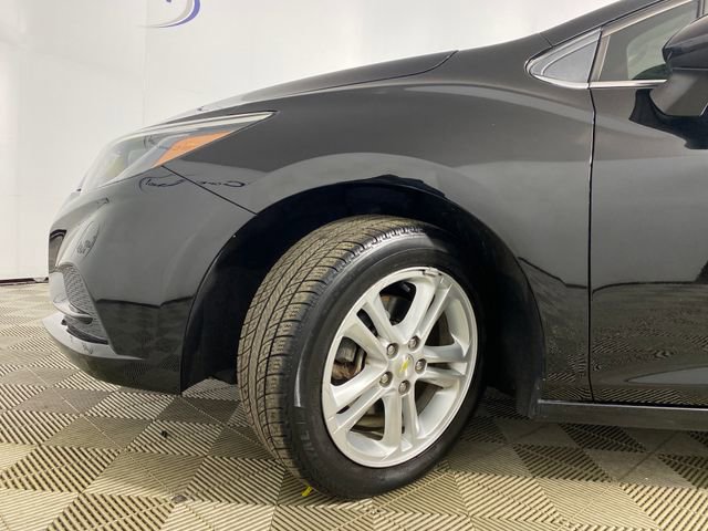 Certified 2017 Chevrolet Cruze LT w/ Convenience Package image 30