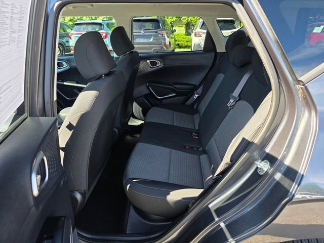 Used 2020 Kia Soul S FWD image 17