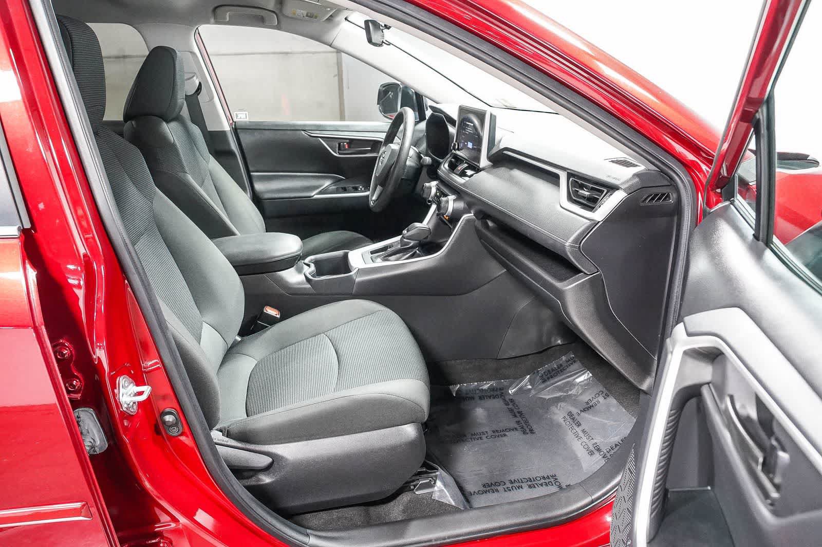 Certified 2023 Toyota RAV4 LE FWD image 17