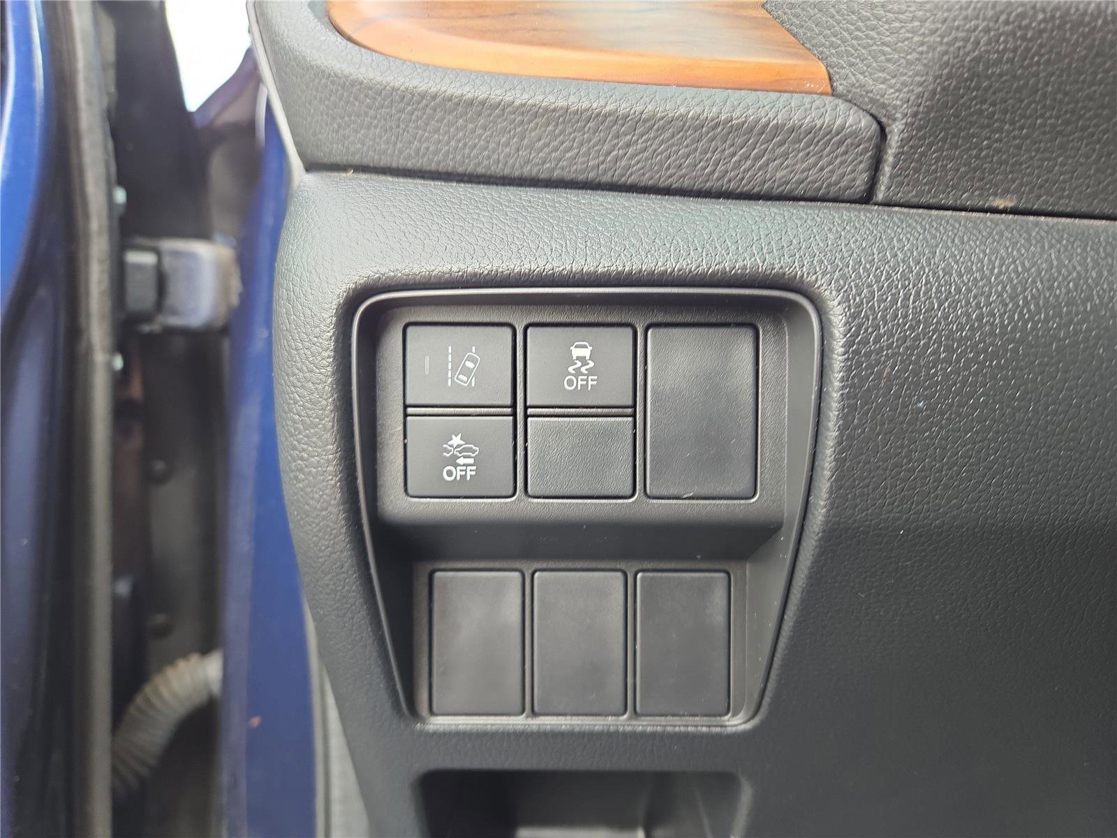 Used 2019 Honda CR-V EX image 16