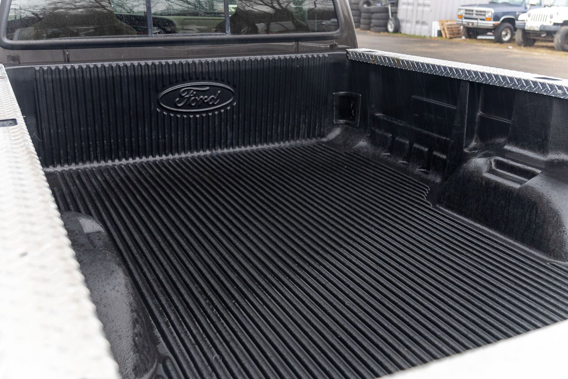 Used 2007 Ford F350 XL image 19