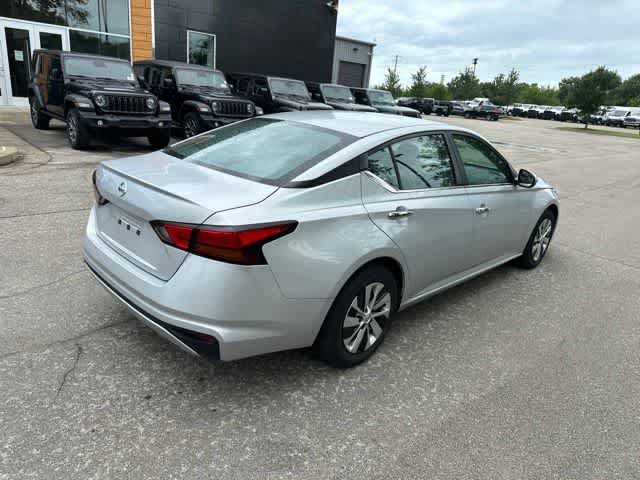 Used 2022 Nissan Altima 2.5 S FWD image 17