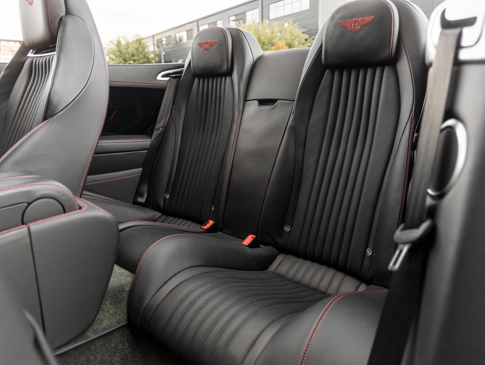 Used 2017 Bentley Continental GT AWD/4WD image 33