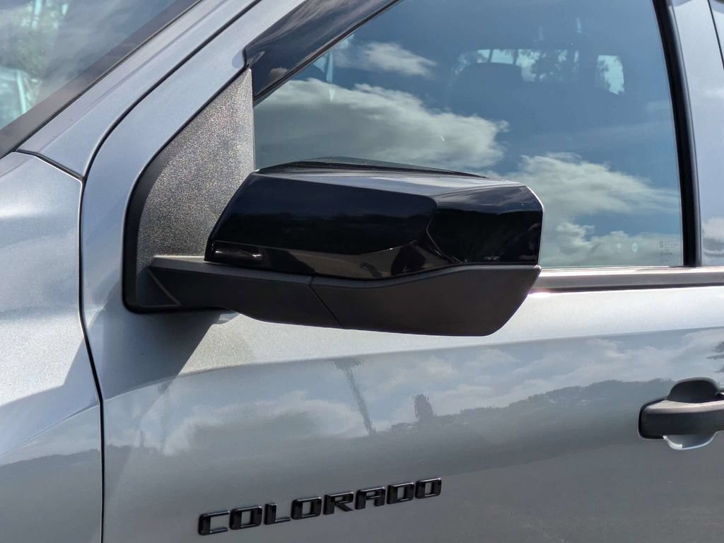 Used 2024 Chevrolet Colorado Trail Boss w/ LPO, Dark Essentials Package AWD/4WD image 11