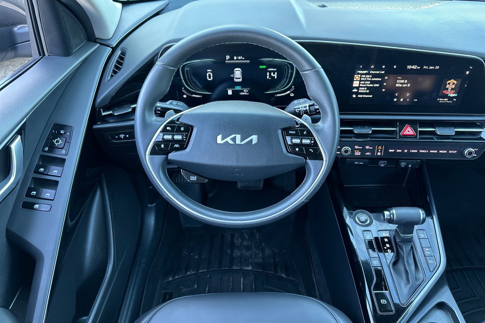 Certified 2024 Kia Niro EX image 15