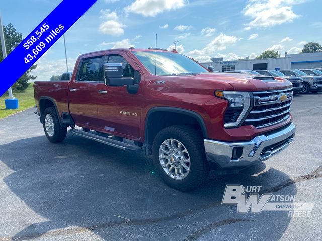 Used 2024 Chevrolet Silverado 2500 LTZ w/ LTZ Premium Package AWD/4WD image 13