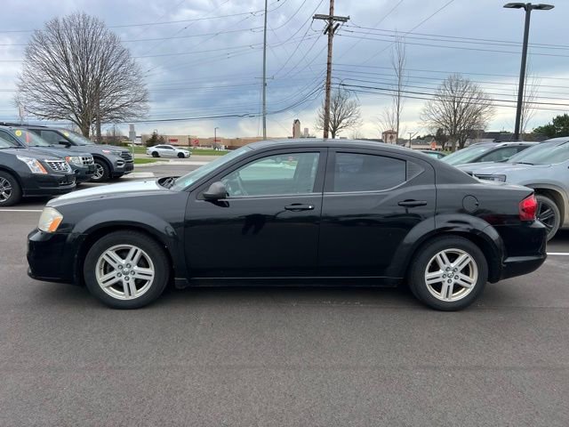 Used 2013 Dodge Avenger SE image 8