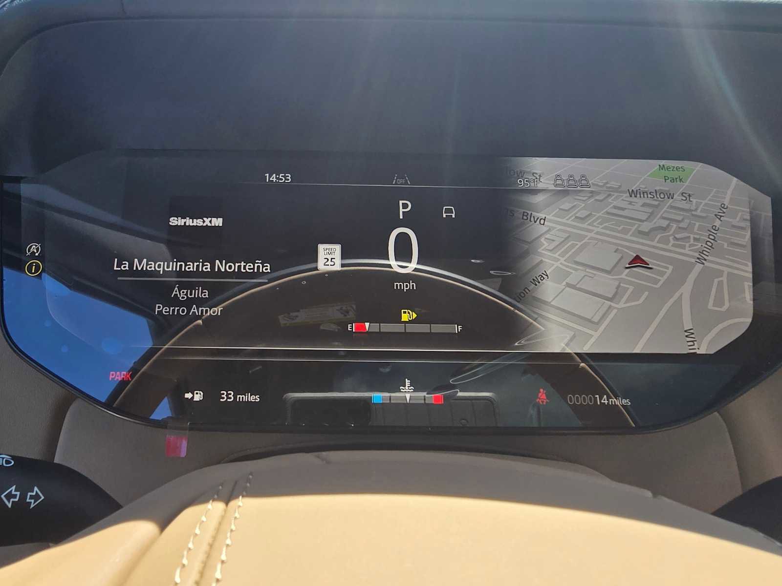 New 2025 Land Rover Range Rover SE image 27