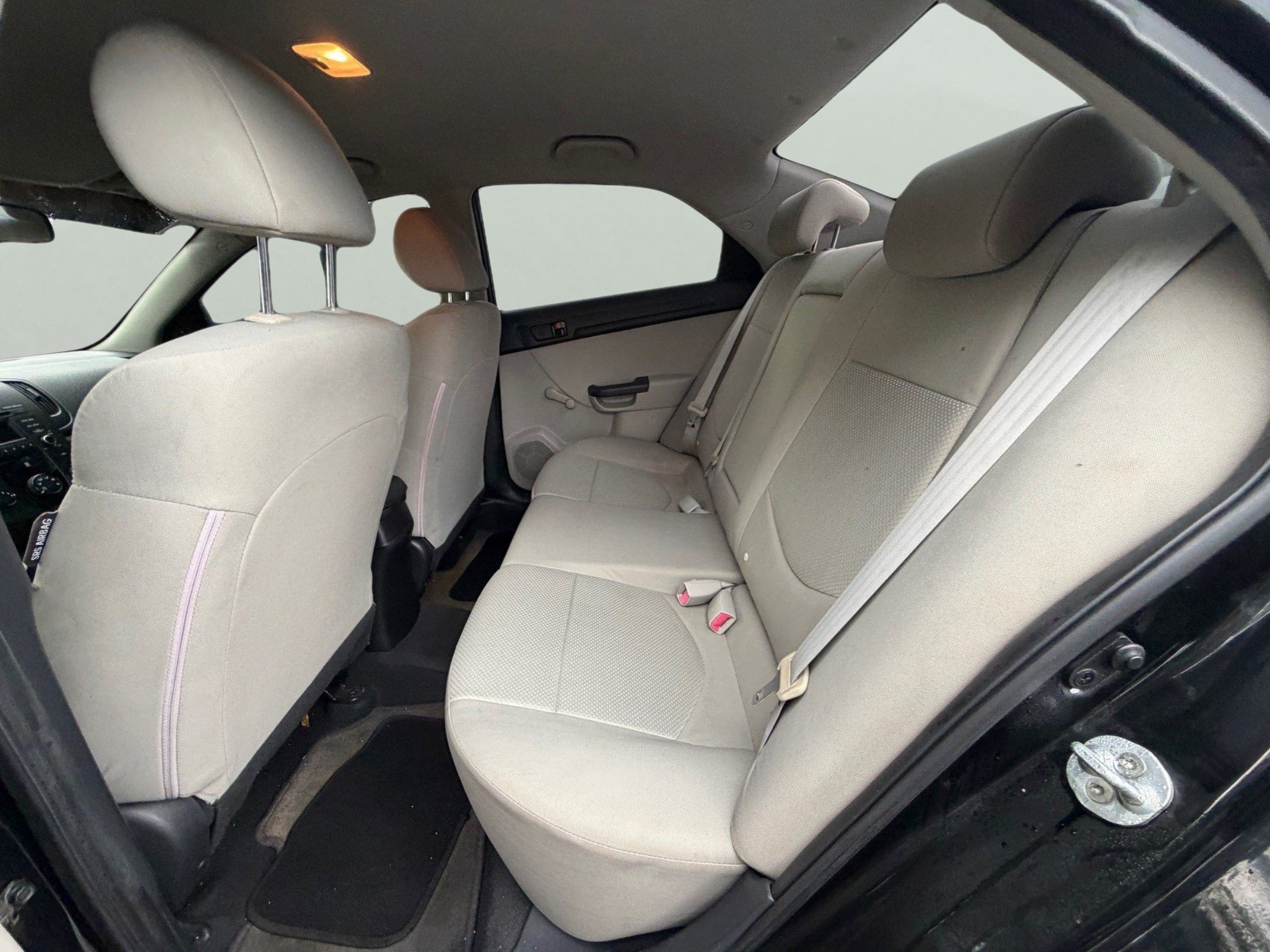 Used 2011 Kia Forte LX FWD image 14
