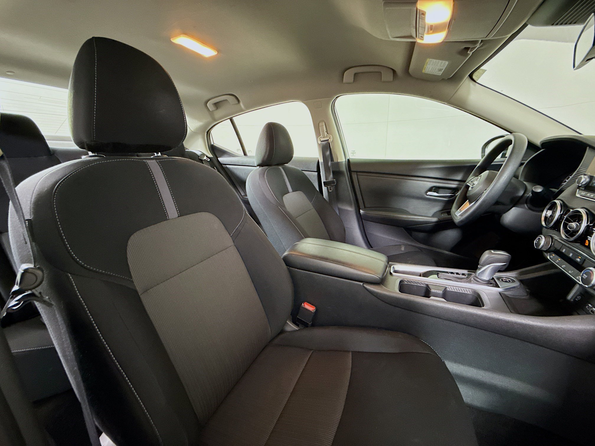 Used 2024 Nissan Sentra SV image 29