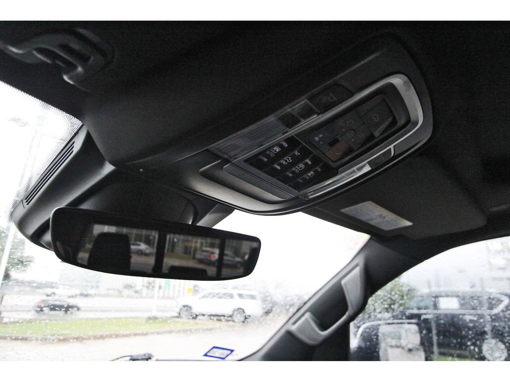 Used 2024 RAM 1500 Limited AWD/4WD image 17