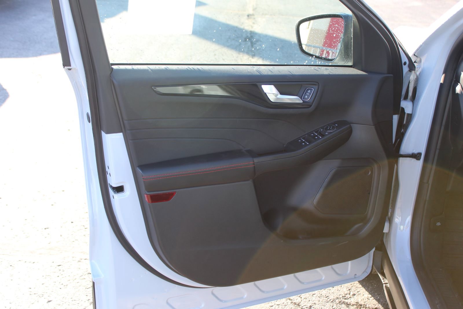 New 2026 Ford Escape ST-Line w/ Tech Pack #1 image 19