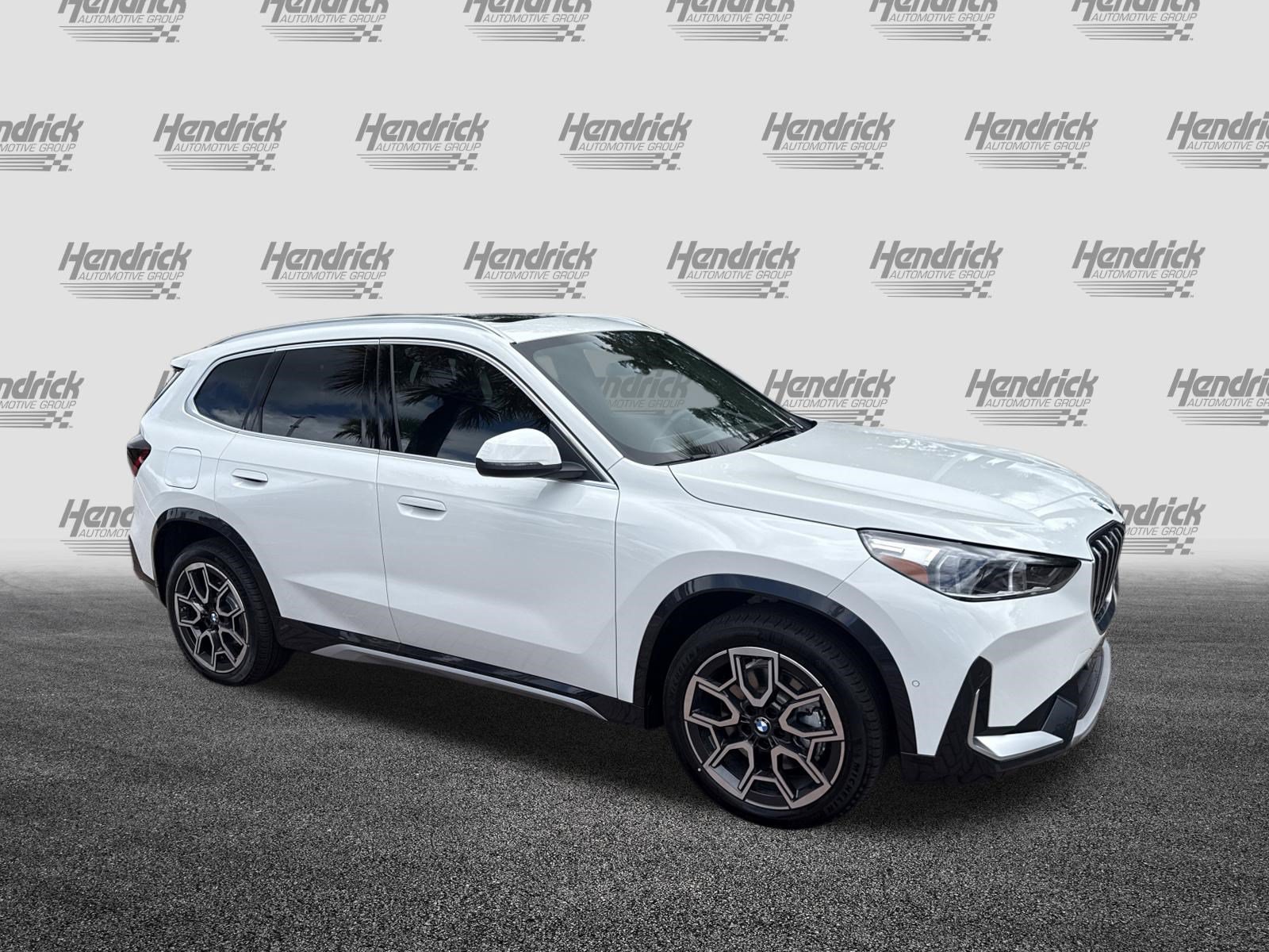 New 2026 BMW X1 xDrive28i w/ Convenience Package AWD/4WD image 2