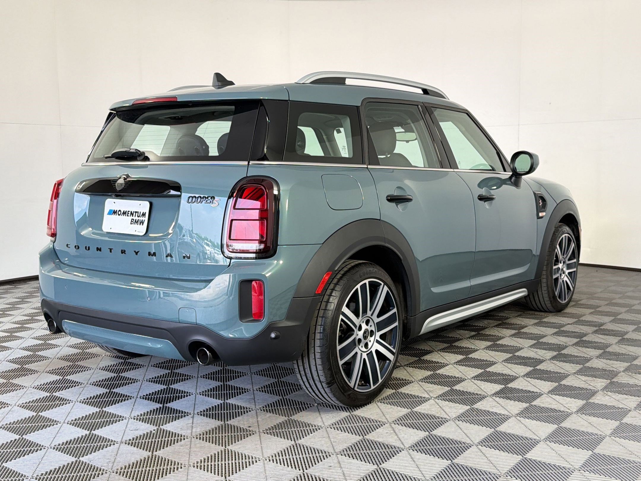 Used 2024 MINI Cooper Countryman S FWD image 8