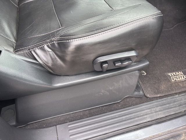 Used 2014 Nissan Titan PRO-4X image 41