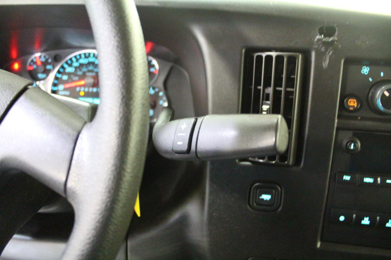 Used 2020 Chevrolet Express 2500 RWD image 14