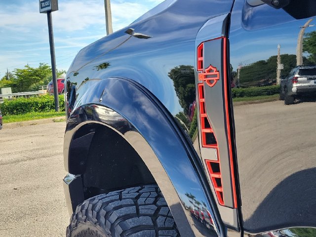Certified 2024 Ford F250 Lariat w/ Lariat Ultimate Package AWD/4WD image 11