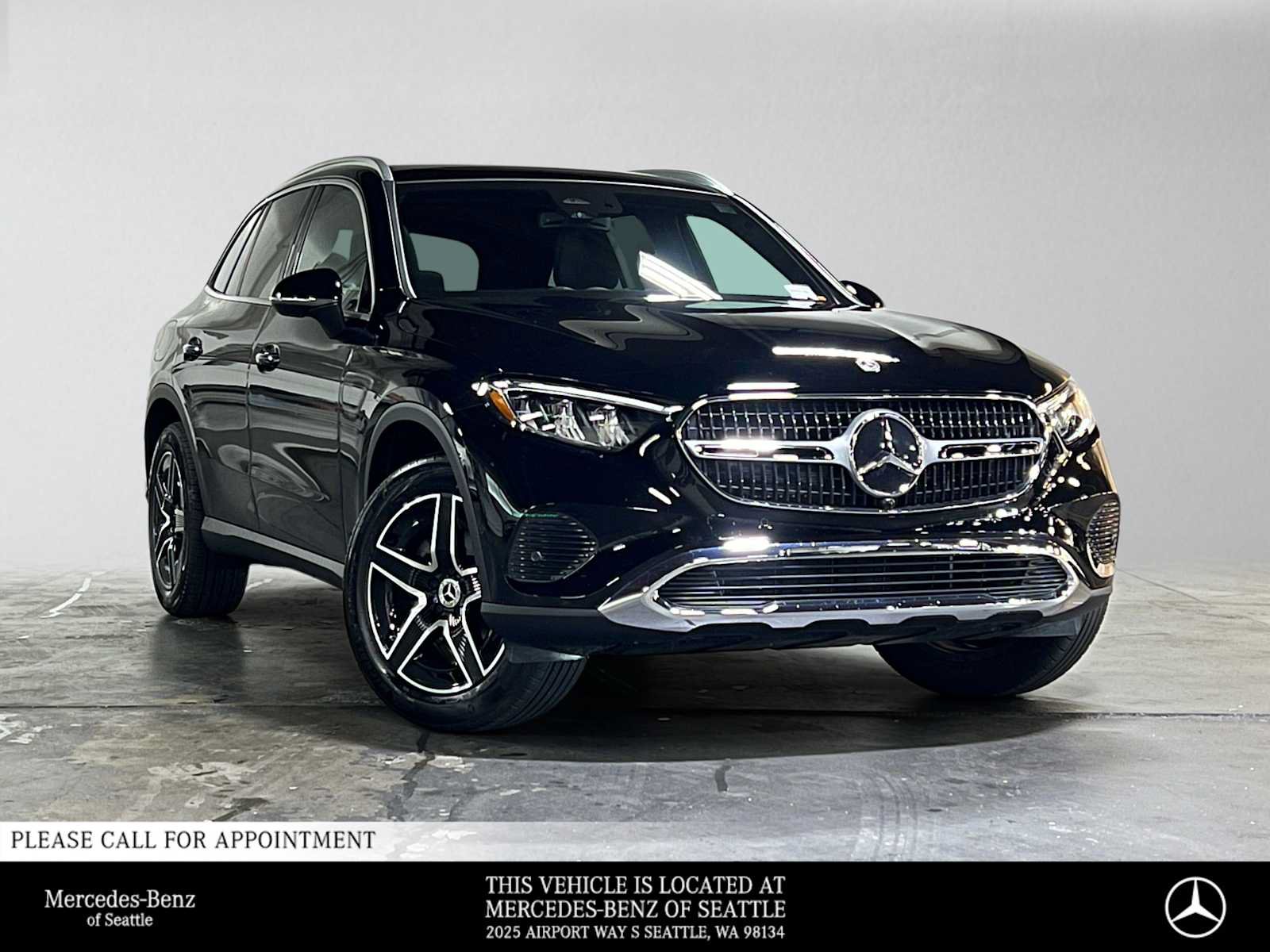 Certified 2026 Mercedes-Benz GLC 300 4MATIC image 1