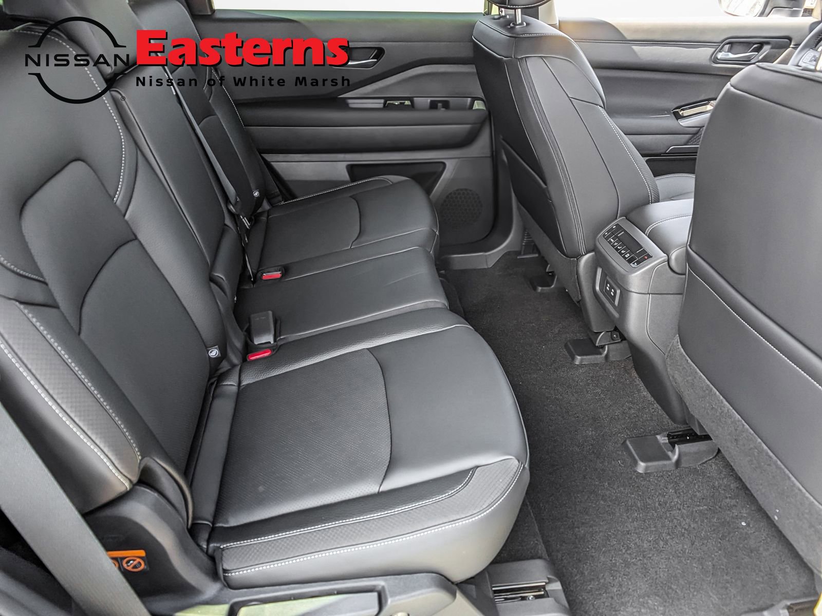 New 2026 Nissan Pathfinder SL image 23