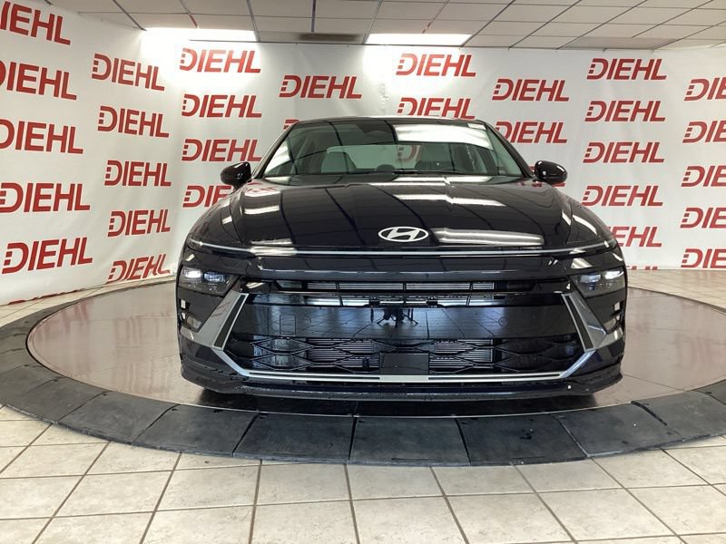 New 2026 Hyundai Sonata SE FWD image 2