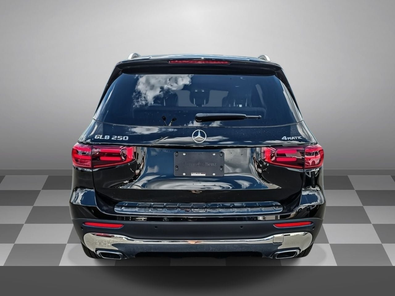 New 2026 Mercedes-Benz GLB 250 4MATIC image 5