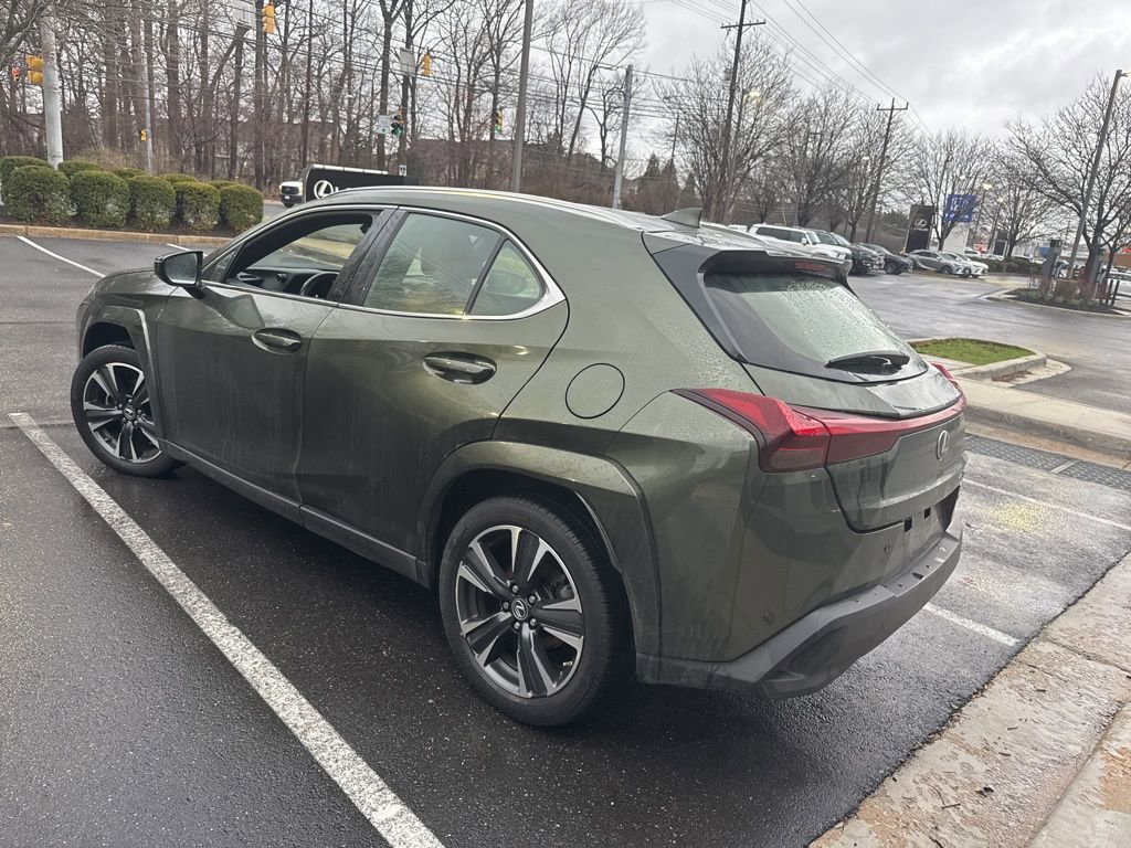 Used 2023 Lexus UX 250h 250h Premium w/ Accessory Package (Z2) image 5