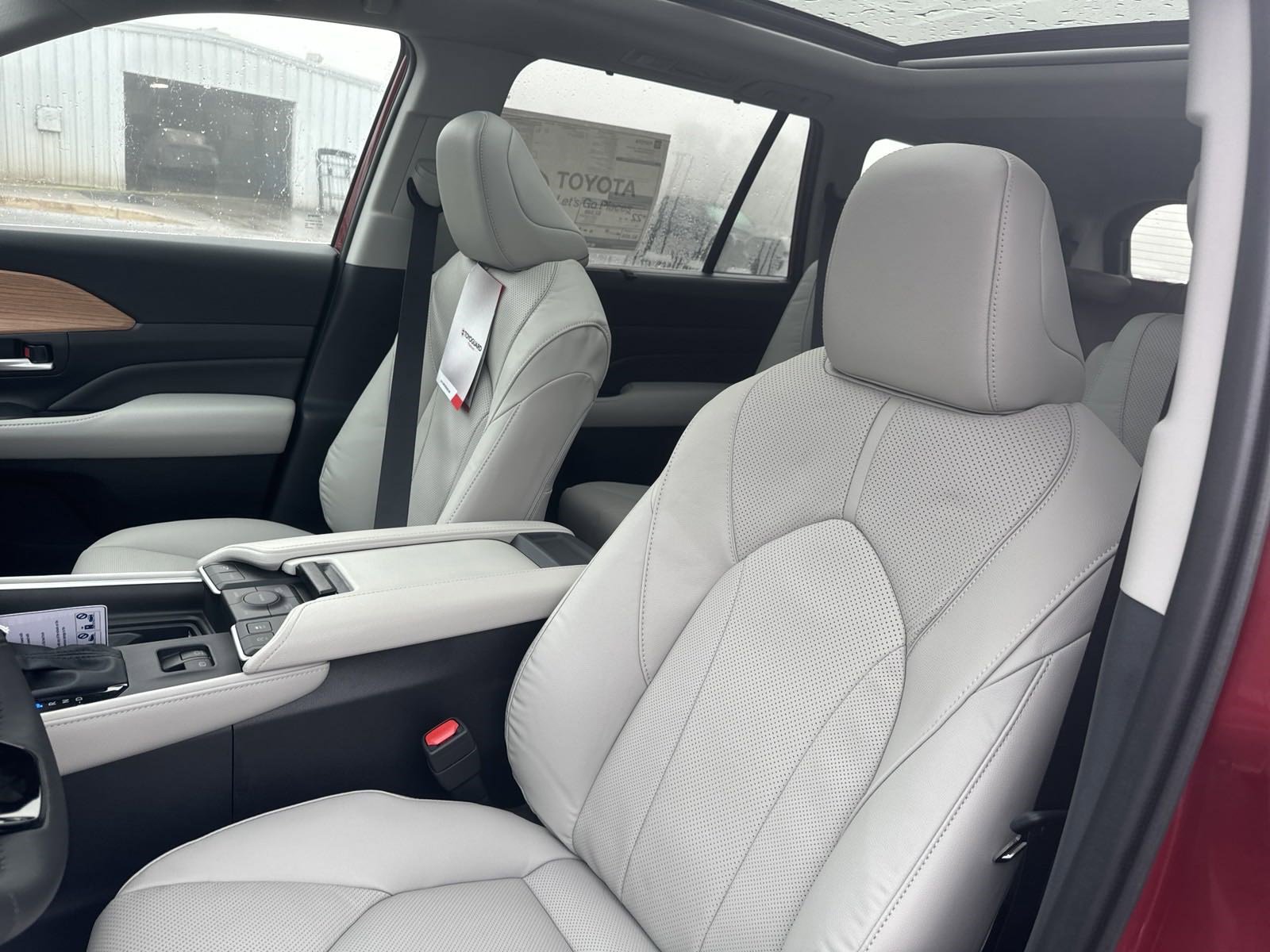 New 2024 Toyota Grand Highlander AWD image 14