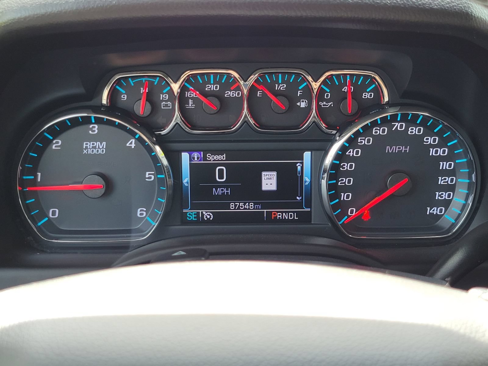 Used 2018 GMC Yukon SLT AWD/4WD image 11