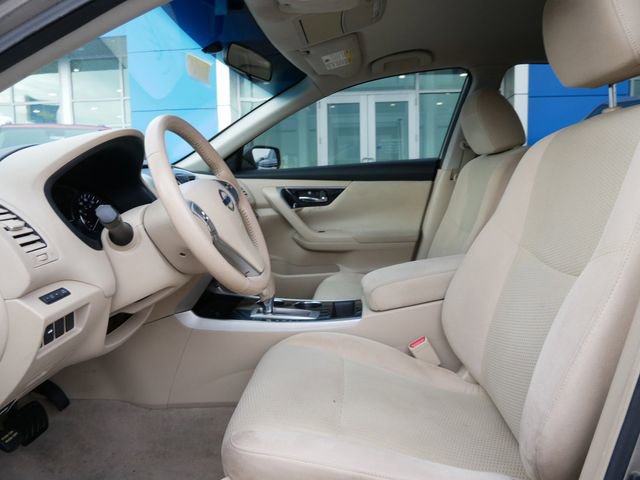 Used 2014 Nissan Altima 2.5 SV image 7
