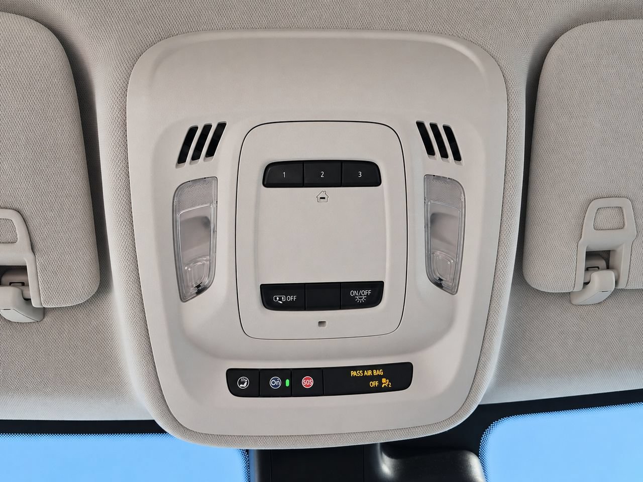 Used 2021 Buick Envision Avenir FWD image 34