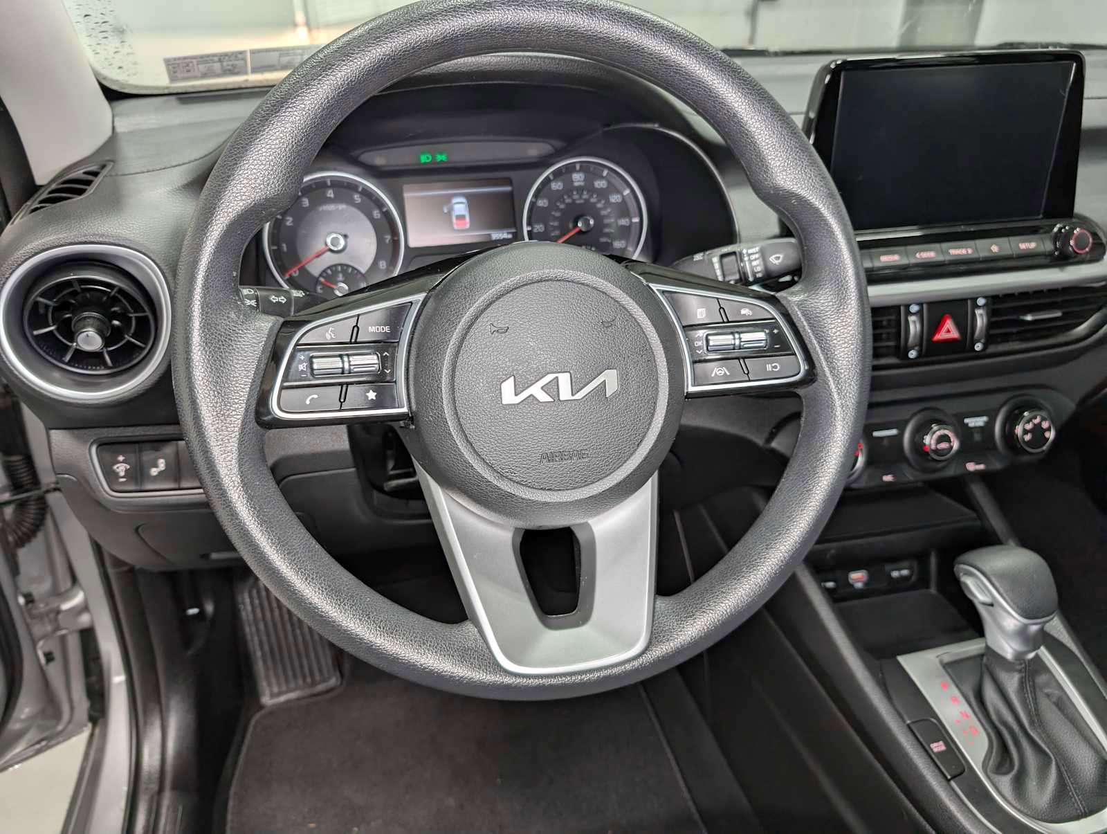 Certified 2023 Kia Forte LXS w/ LXS Technology Package image 33