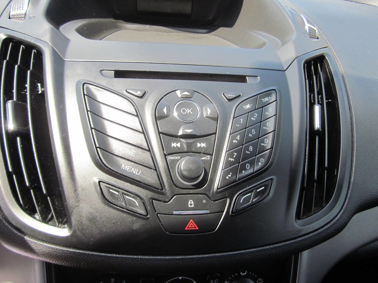 Used 2014 Ford Escape SE image 22