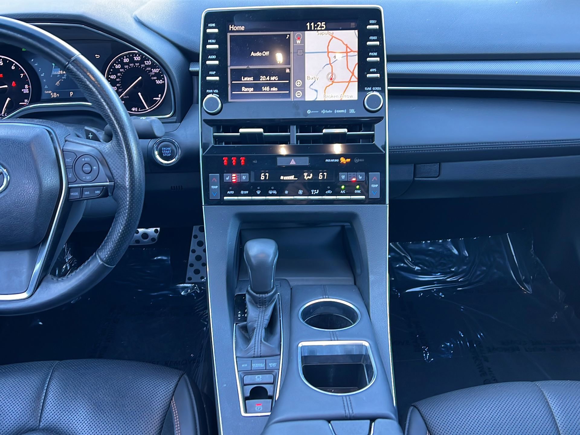 Used 2019 Toyota Avalon Touring image 12