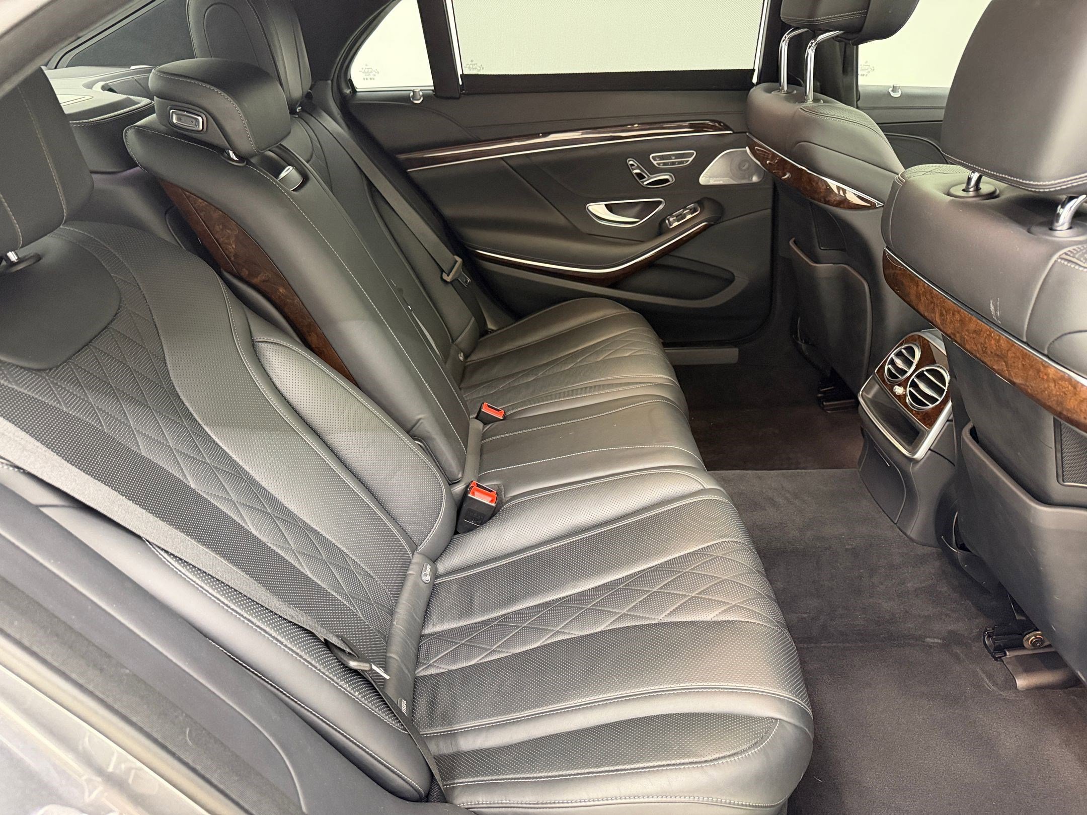 Used 2018 Mercedes-Benz S 560 4MATIC Sedan image 27