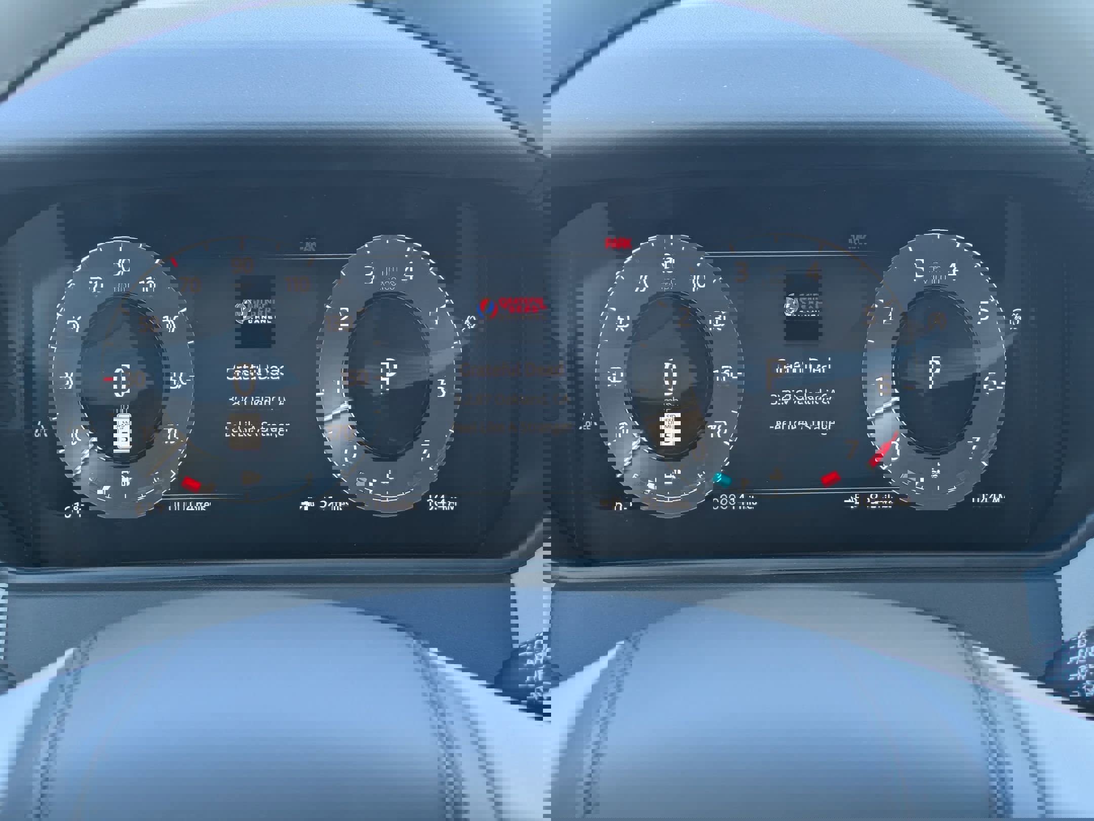 New 2026 Land Rover Range Rover Velar Dynamic SE AWD/4WD image 10