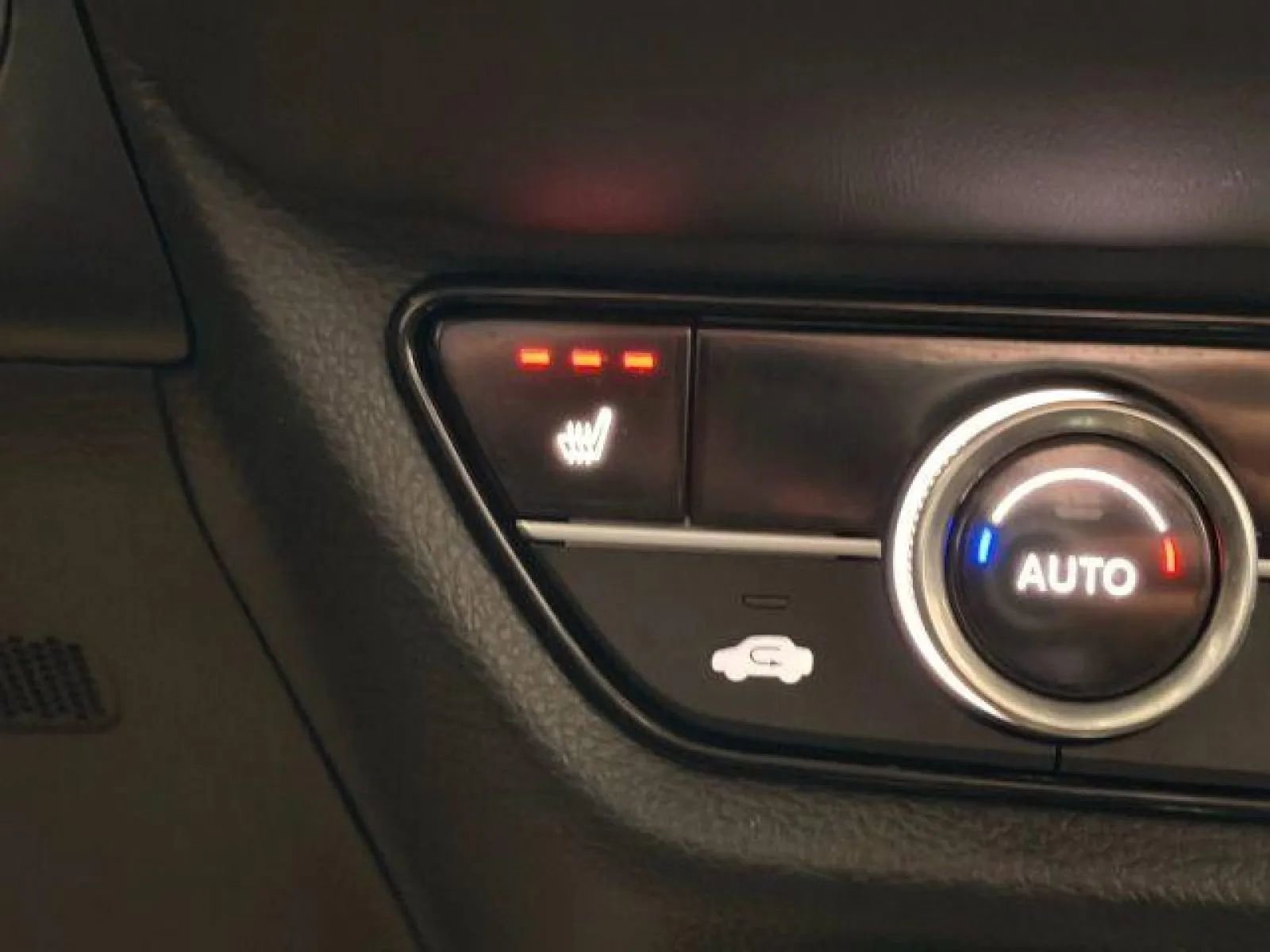 Used 2023 Honda HR-V EX-L image 24