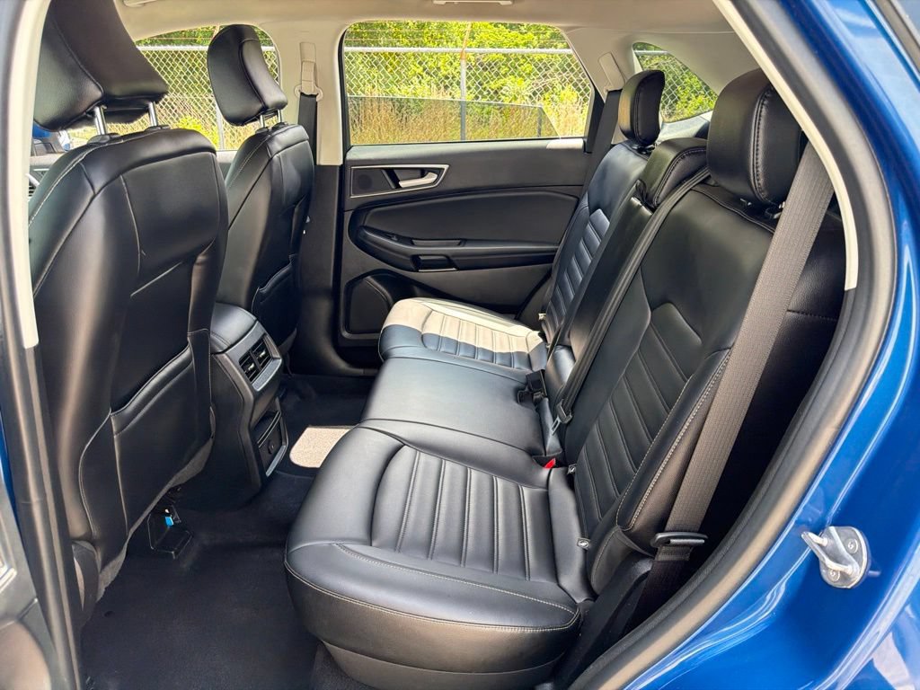 Used 2024 Ford Edge SEL AWD/4WD image 19