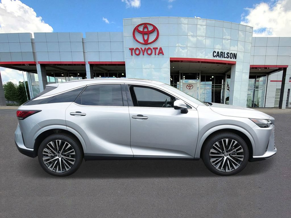 Used 2023 Lexus RX 350 w/ Accessory Package (Z1) AWD/4WD image 4