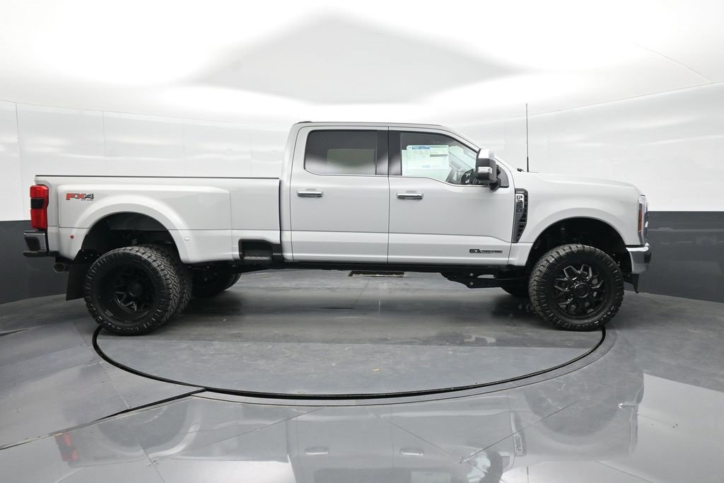 New 2026 Ford F350 Lariat w/ Chrome Package image 17