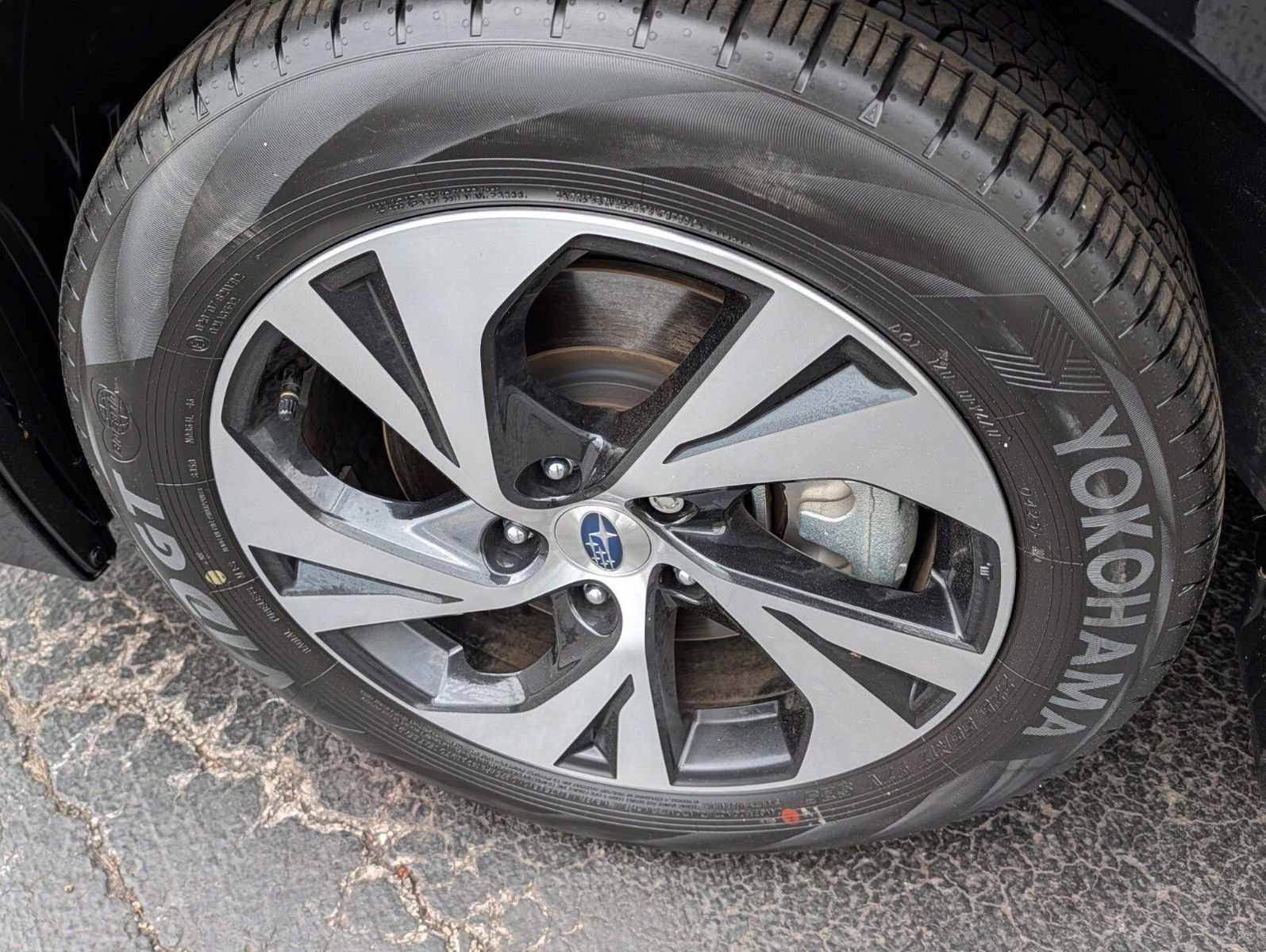 Used 2025 Subaru Legacy Premium AWD/4WD image 13