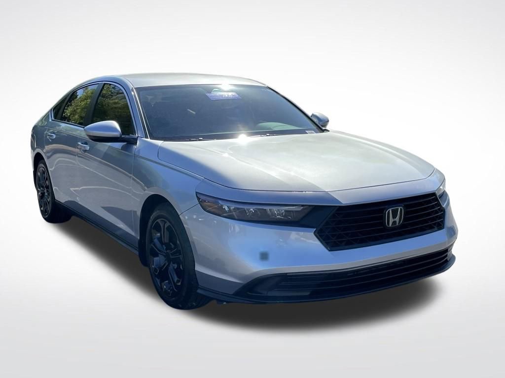 Certified 2025 Honda Accord LX image 8