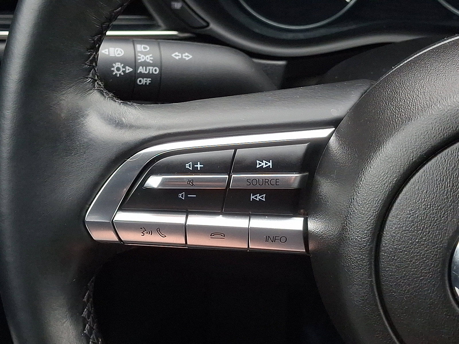 Used 2023 MAZDA CX-30 AWD 2.5 S w/ Preferred Package image 21